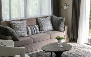 decorative-pillows-for-brown-leather-couch